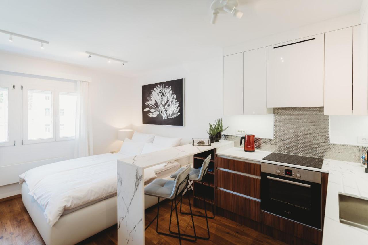 Romantic Jump Studio Overlooking River, Free Parking Любляна Экстерьер фото